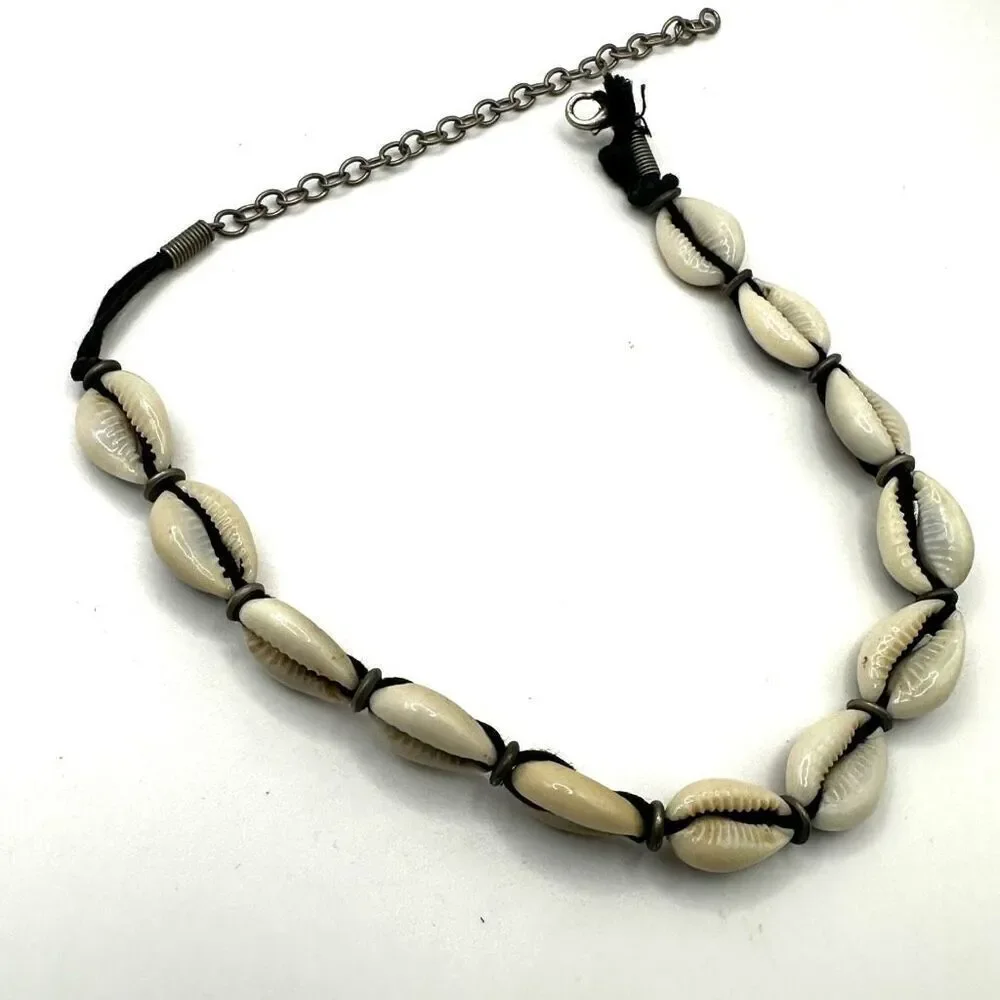 Shell choker necklace - Picture 4 of 6
